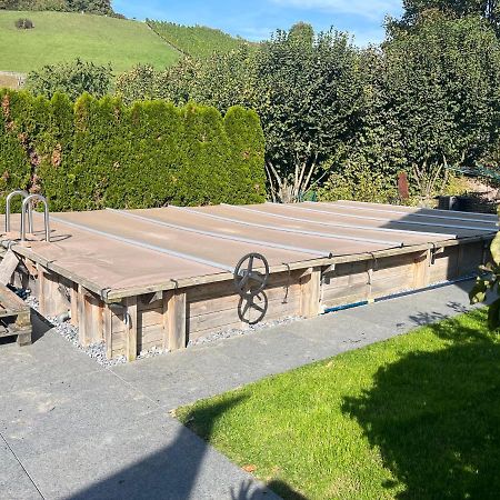 Schoene Doppelzimmer In Mandach Boettstein Exterior photo